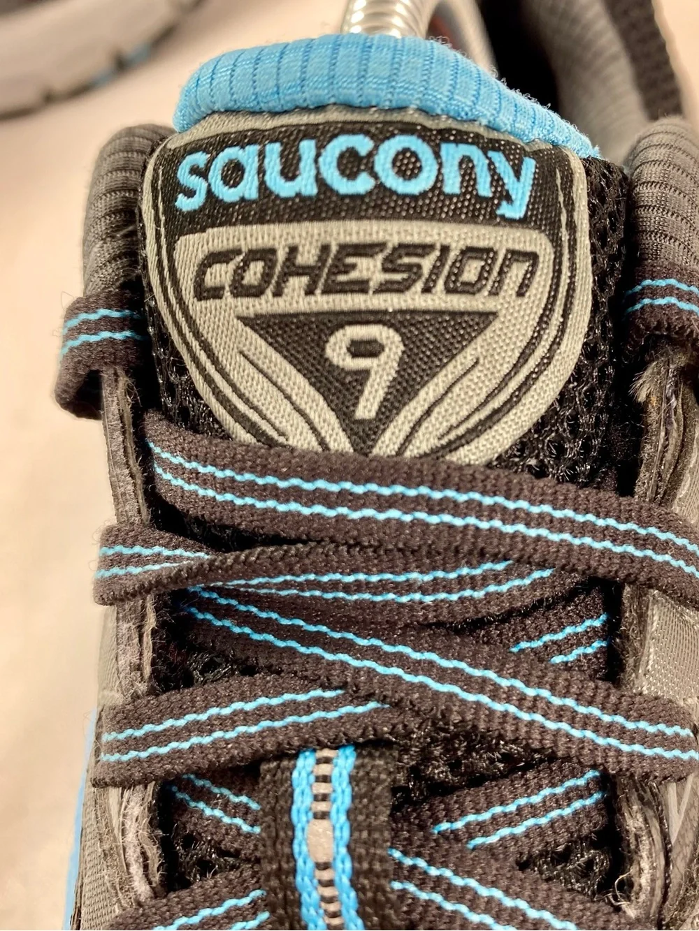 Saucony Cohesion 9 Womens 8 Black Gray Blue Running Shoes S15279-2 Sneakers